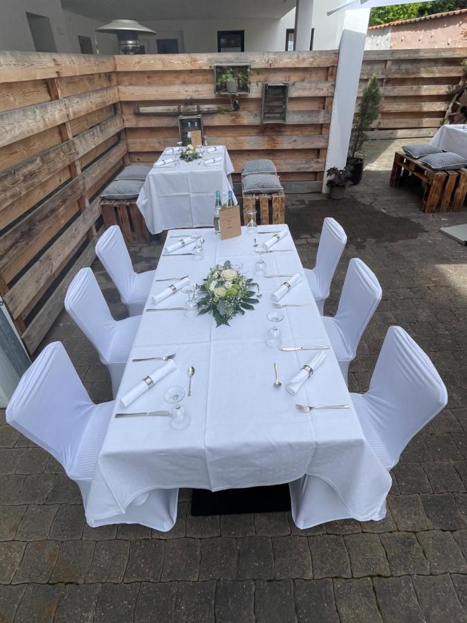 Hotel Restaurant Goldenes Ross Gollheim Exteriér fotografie