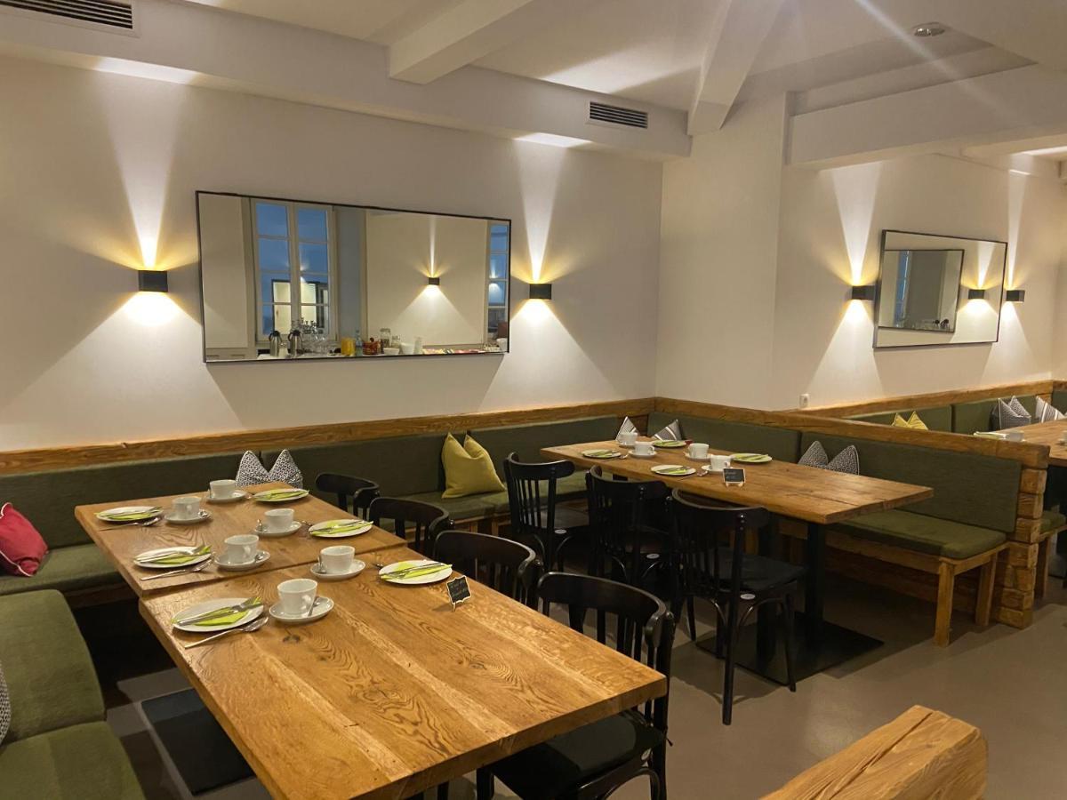 Hotel Restaurant Goldenes Ross Gollheim Exteriér fotografie